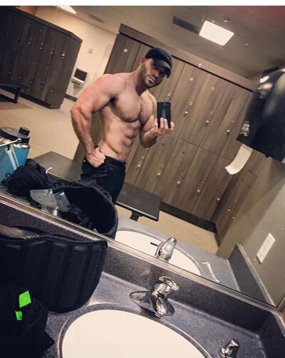  --,   Artur, 36 ,   ,   , c 