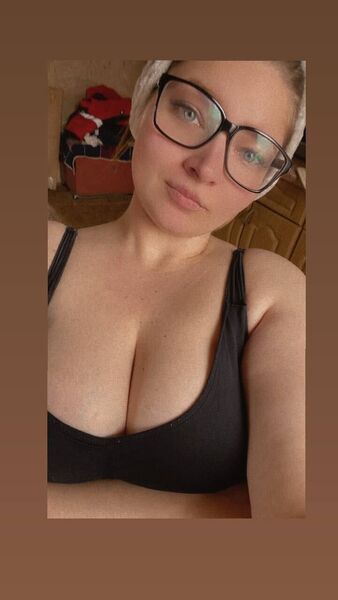  ,   Nika, 29 ,  
