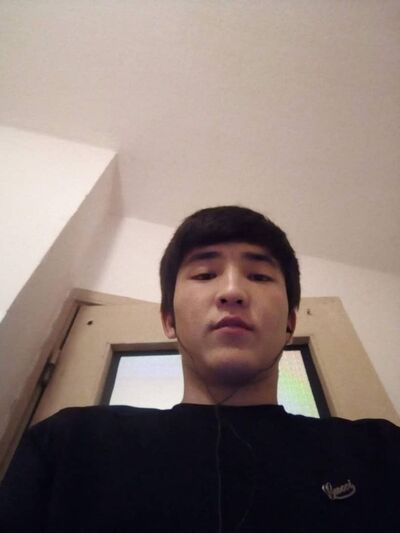  ,   Salim, 25 ,   ,   