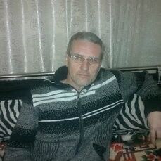 18392972  Dmitrii, 55 ,    