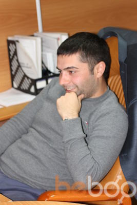  ,   Erik, 40 ,   