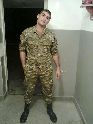  6616582  ARTYOM, 32 ,    