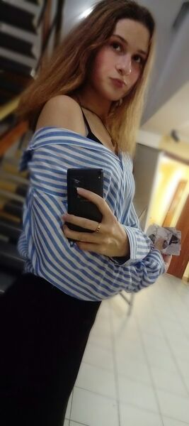  ,   Julie, 23 ,   ,   , c 