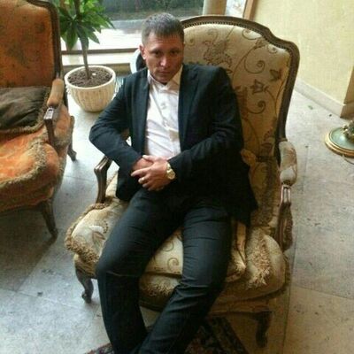  ,   James  Bond, 44 ,   ,   , c , 