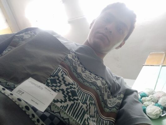  ,   Jovoh, 26 ,   ,   , c , 