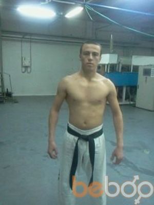  3803892  Bekshoh, 32 ,    