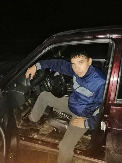  ,   Michail, 38 ,   , 
