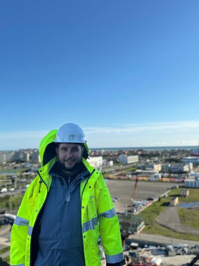 ,   Denis, 36 ,   ,   