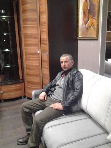  ,   Fozil, 44 ,   ,   , c 