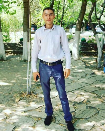  ,   Arman, 32 ,   ,   , c 