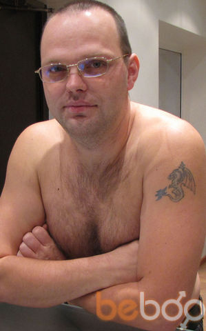  ,   Mifka, 49 ,  