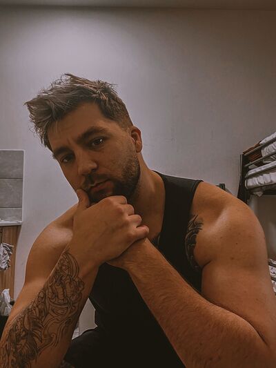  ,   Artyom, 30 ,   ,   , c , 