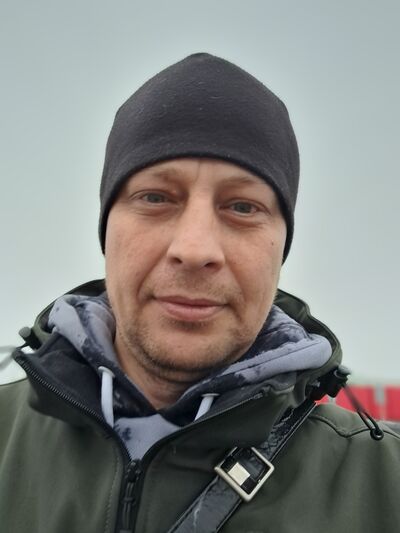  --,   , 44 ,     , c 