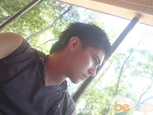  ,   Eric, 32 ,   ,   , c 