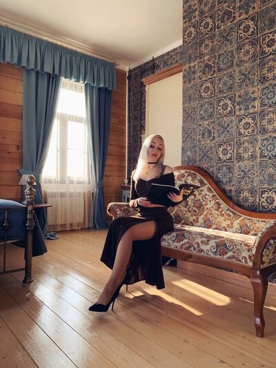  ,   Katerina, 37 ,   c 