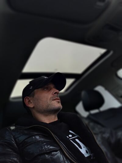  --,   Denis, 42 ,   ,   