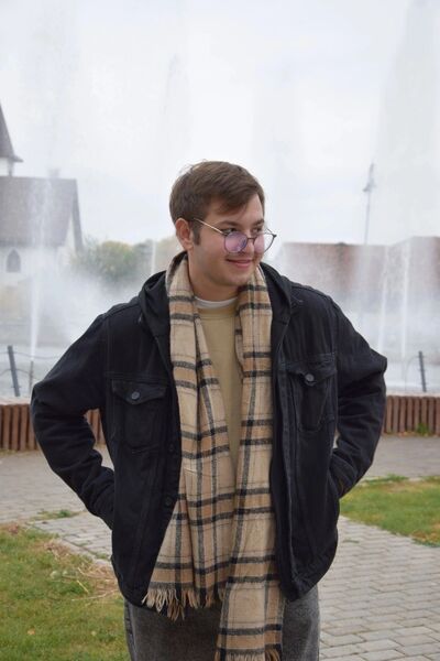  ,   g Mickiso, 23 ,   ,   , c 