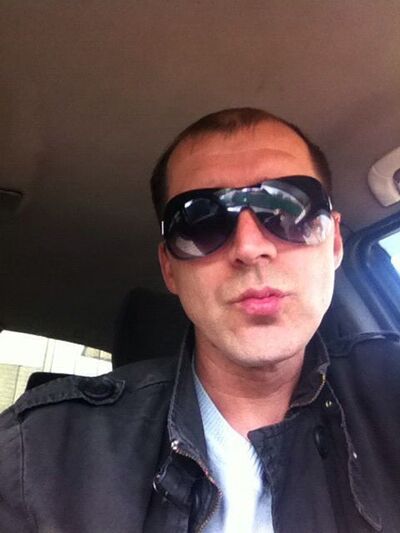 ,   Denis, 46 ,   ,   , c 