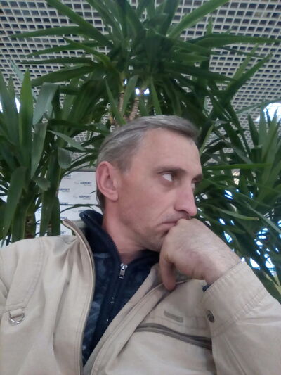  ,   Sergei, 48 ,   ,   , c 