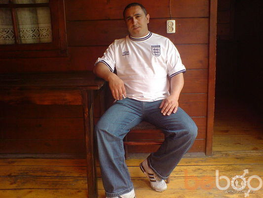  ,   Mamuka, 49 ,  