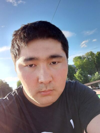  ,   Johongir, 33 ,  