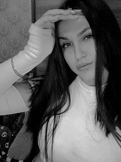  ,   Anastasia, 21 ,     , c 