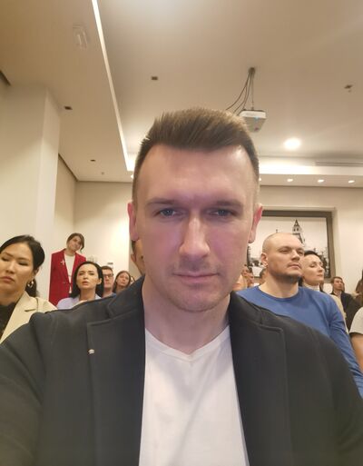 ,   Stanislav, 35 ,   ,   