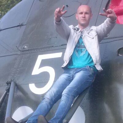  ,   Denis, 39 ,   ,   , c 