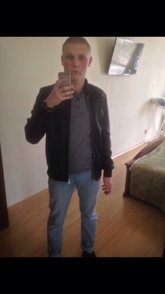  ,   Paul, 28 ,   ,   , c 