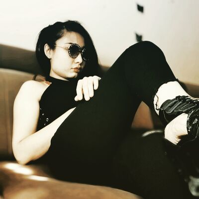  ,   Madina, 25 ,   ,   