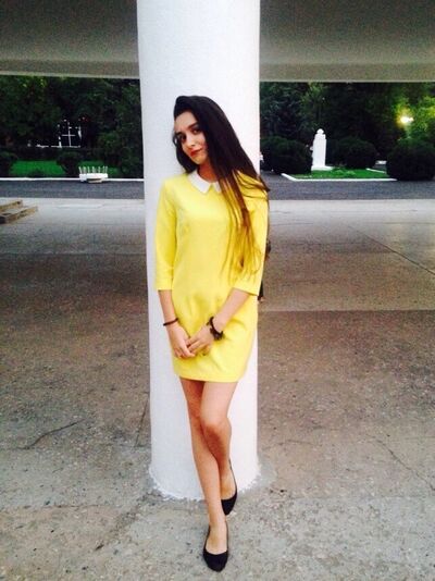  ,   Clara, 37 ,  