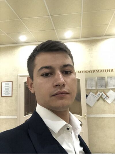  ,   Jo, 32 ,   ,   