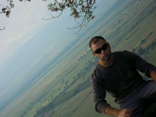  ,   Vaxo, 37 ,   