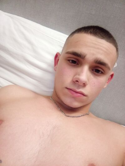  ,   Konstantin, 21 ,   ,   