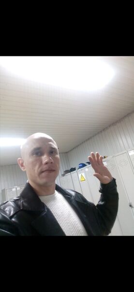  ,   Ivan, 40 ,   ,   