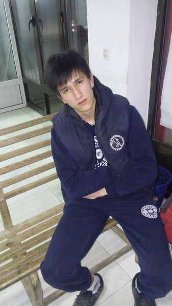  ,   Umar, 33 ,     , c 