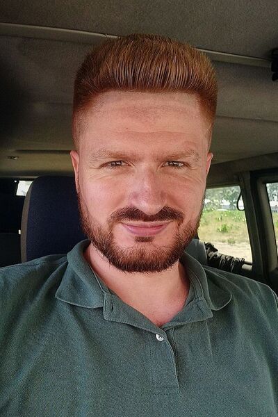  ,   Sasha, 35 ,   ,   