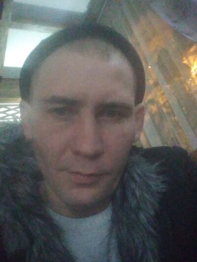  ,   Pavel, 33 ,   ,   