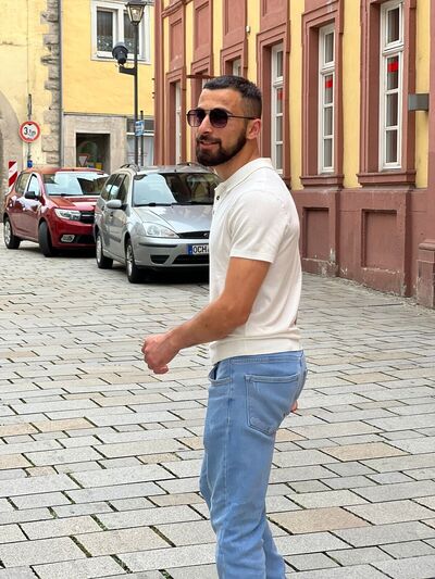  ,   Emrah, 27 ,   ,   