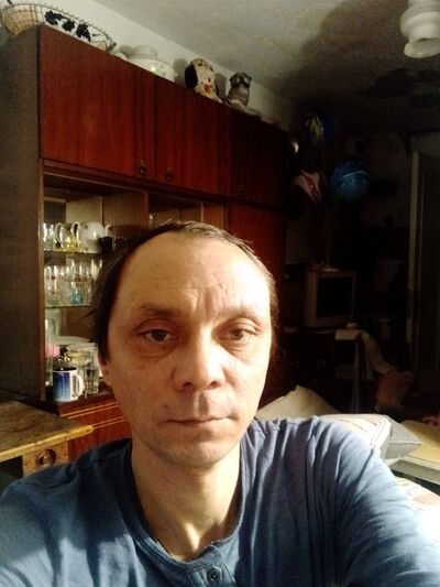  ,   Alex, 46 ,   ,   