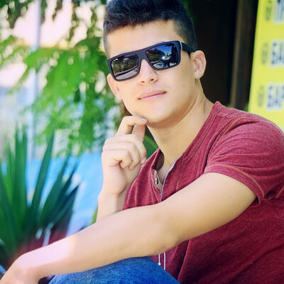  ,   Alec, 31 ,   ,   , c 