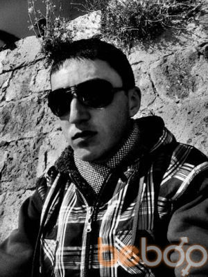  ,   Hrach, 32 ,   