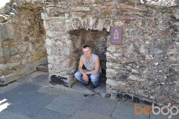  ,   Denikink, 39 ,     , c 