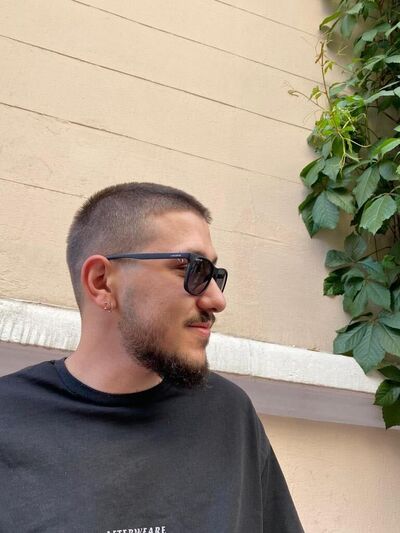  ,   Ugur, 25 ,   ,   