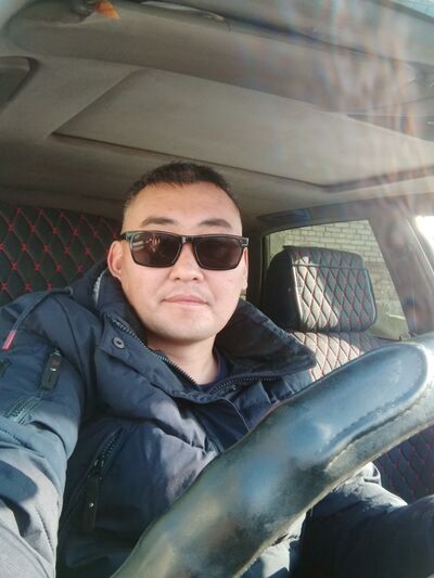  ,   Amoni, 44 ,   ,   