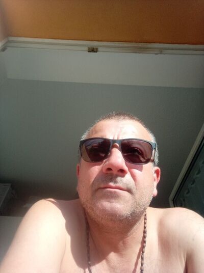  ,   Ade, 43 ,   ,   