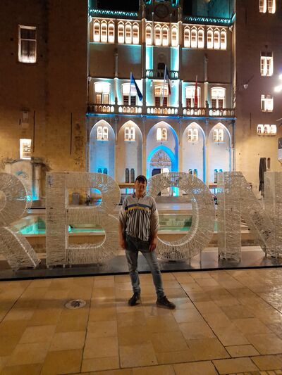 ,   Lilian, 37 ,   ,   