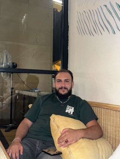  ,   Ali, 24 ,   ,   