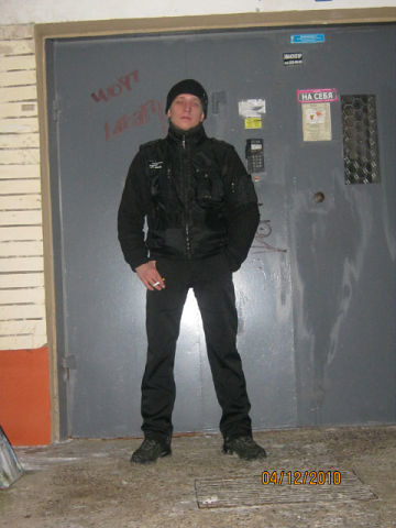  18983712  Kirill, 39 ,    