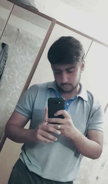  ,   Malik, 28 ,   ,   , c 